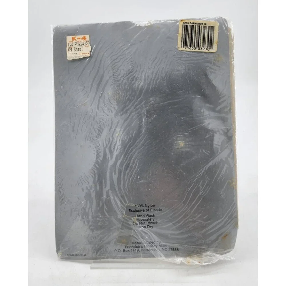 Vtg Friendship Hosiery Mills Ultra Sheer‎ Pantyhose 100% Nylon Carnation Size M